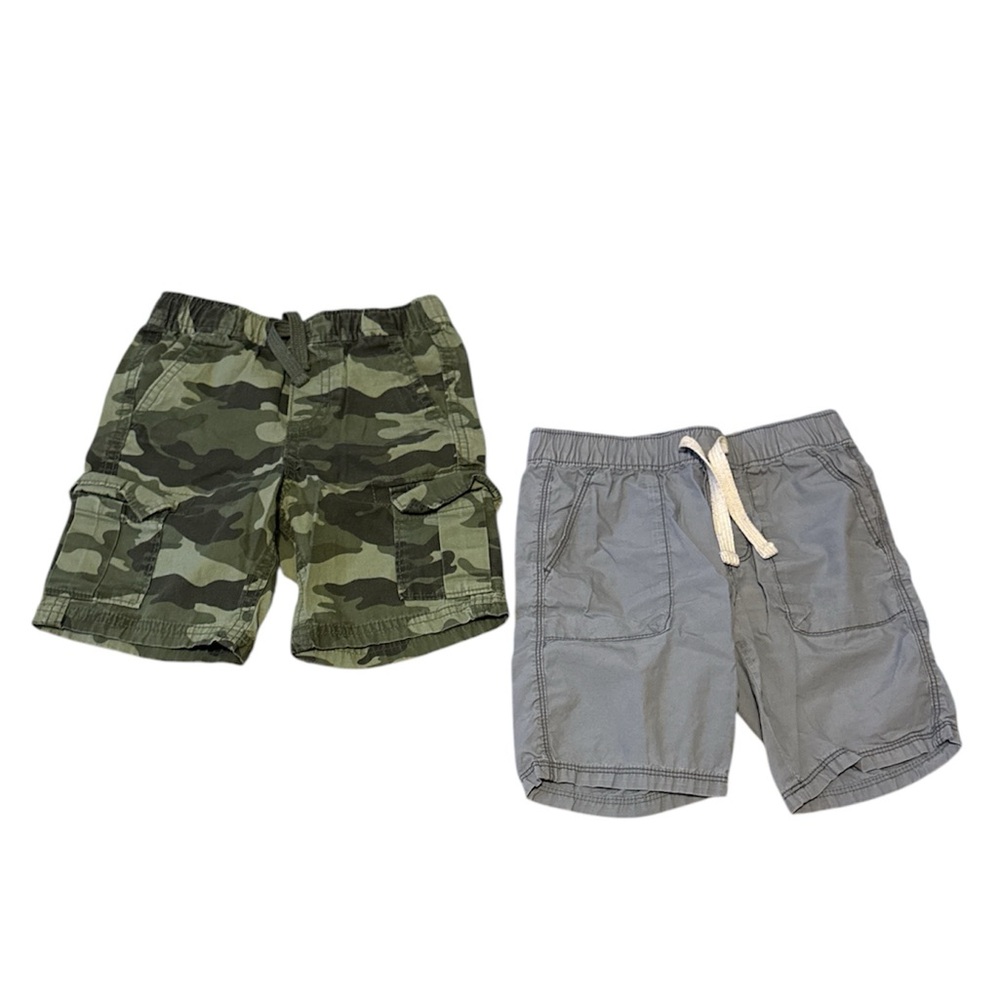 Old Navy Kids Camouflage and Gray Shorts Set
